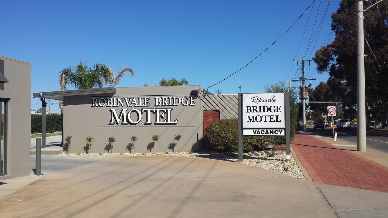 Robinvale Bridge Motel Eksteriør billede